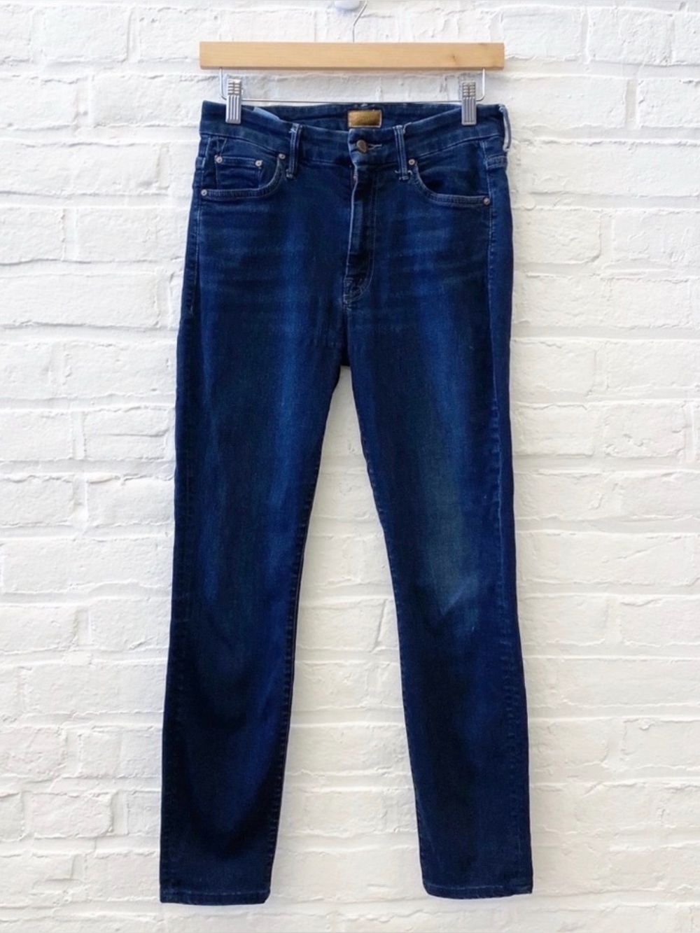 MOTHER || The High Waisted Looker in Coffee Tea or Me Dark Wash Jean 27